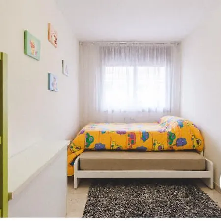 Apartamento Cien شقة يوريت دي مار